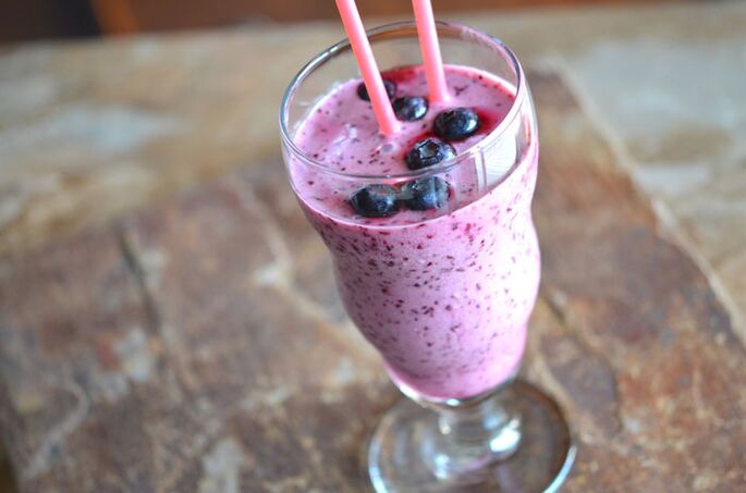 Pear and Blueberry Smoothie - Fruit and Berries Slimming Cocktail
