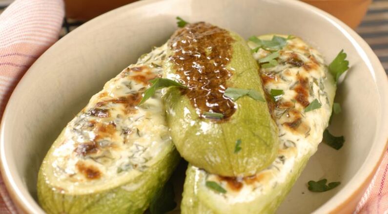 Stuffed courgettes perfectly satisfy hunger following a 7-day diet